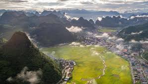 Best Cycling Tour in Far North Vietnam 15 Days